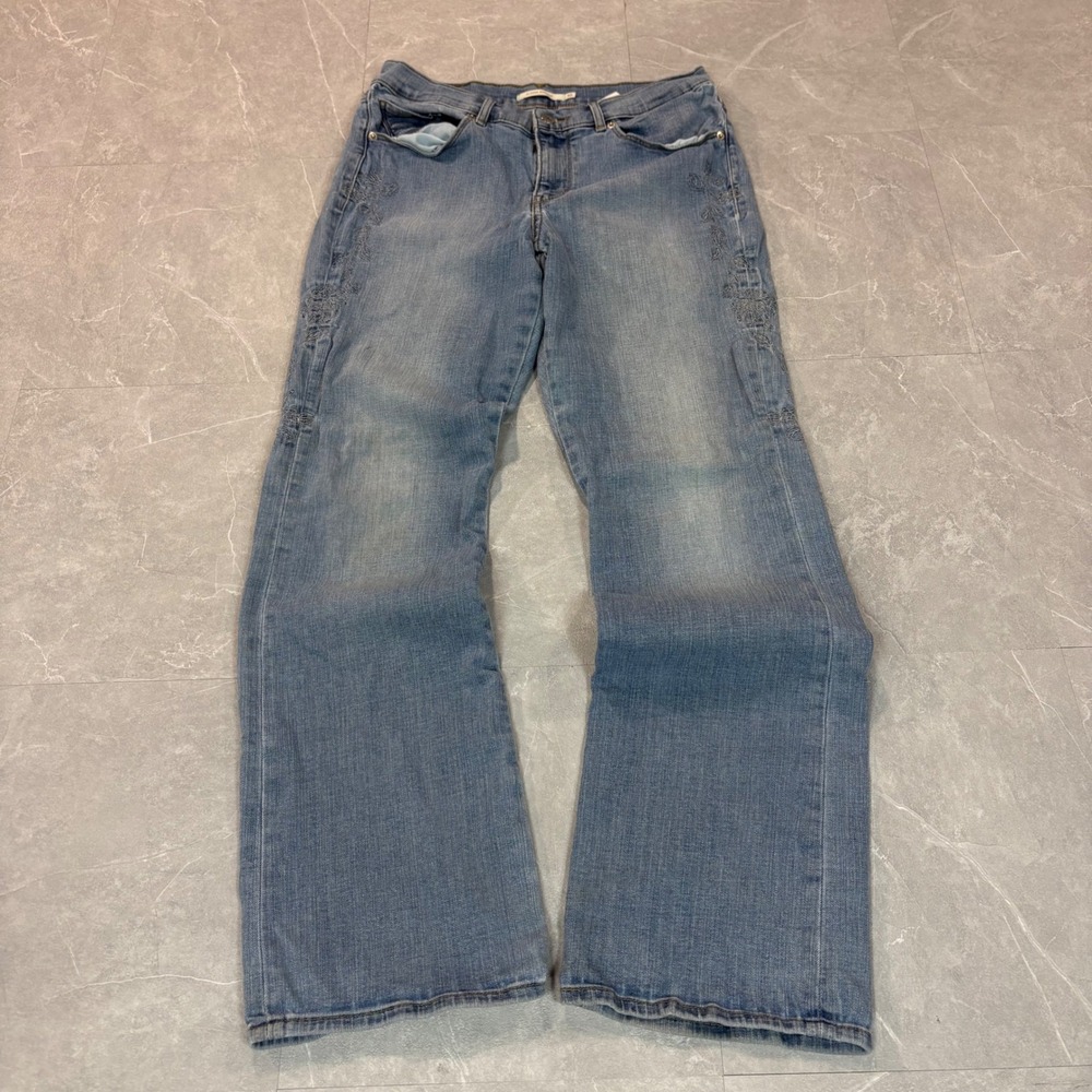 Levis Classic Bootcut Jeans Womens 10 Light Wash Floral Embroidered‎ Blue Denim